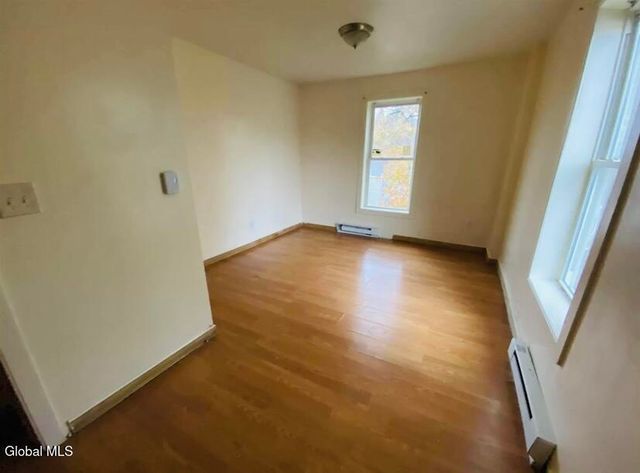 362 Clinton Avenue, Albany, NY 12206