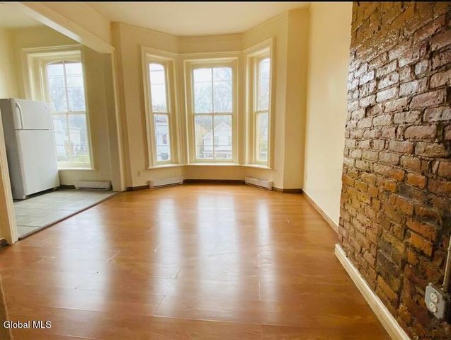 362 Clinton Avenue, Albany, NY 12206