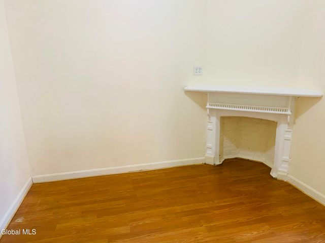 362 Clinton Avenue, Albany, NY 12206