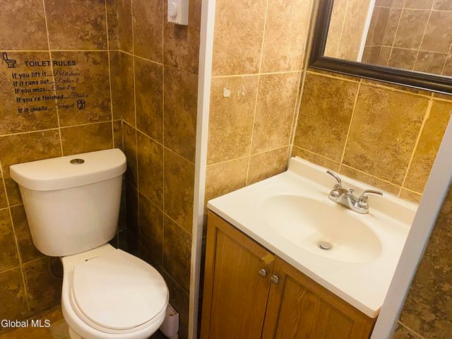 362 Clinton Avenue, Albany, NY 12206