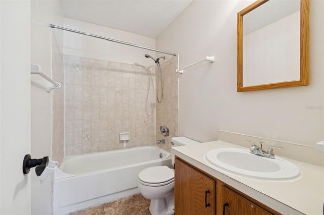 2300 SW 43RD STREET L2, Gainesville, FL 32607