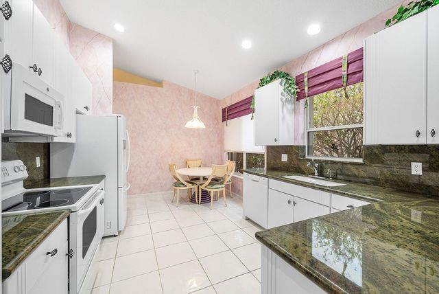 23297 Torre Circle, Boca Raton, FL 33433