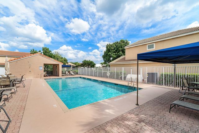 23297 Torre Circle, Boca Raton, FL 33433