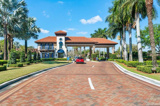 23297 Torre Circle, Boca Raton, FL 33433