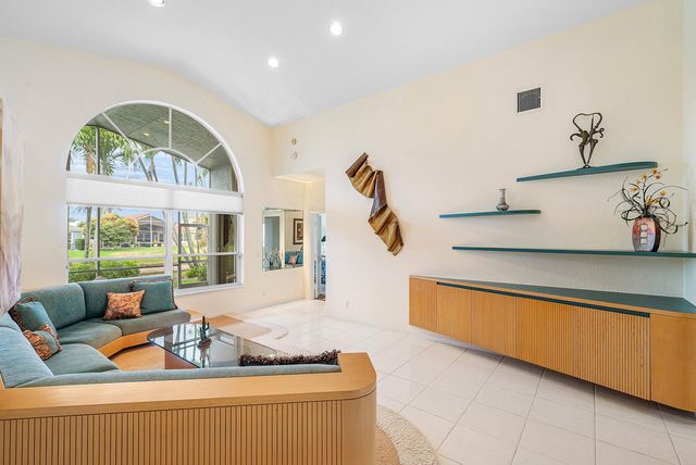 23297 Torre Circle, Boca Raton, FL 33433