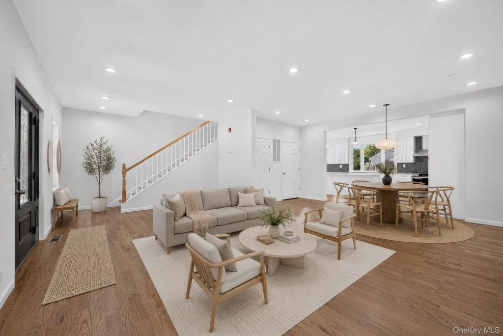 10 Beaver Landing, Harrison, NY 10528 — photo 4