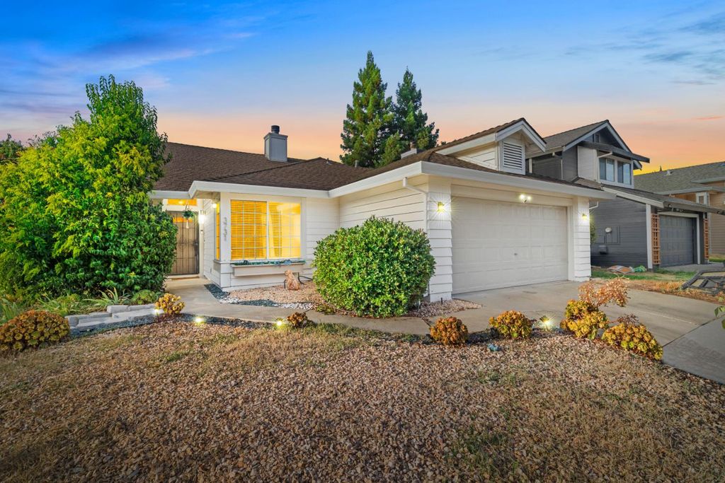 3731 Willow Bend Pl, Antelope, CA 95843
