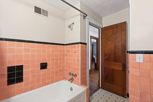 4729 4th Avenue S, Minneapolis, MN 55419