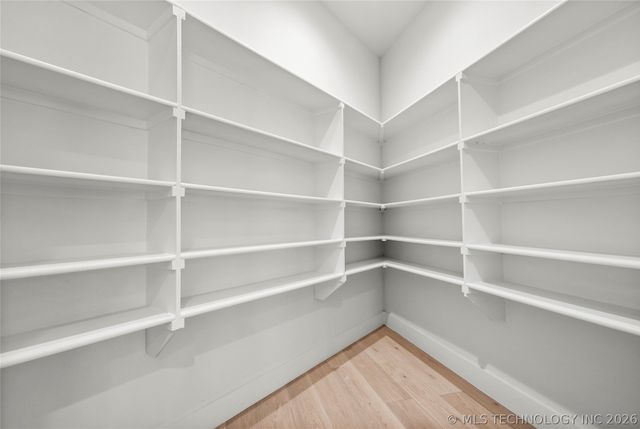 7927 E 26th Place, Tulsa, OK 74129