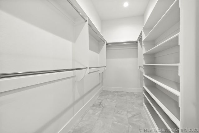 7927 E 26th Place, Tulsa, OK 74129