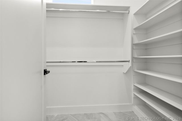 7927 E 26th Place, Tulsa, OK 74129