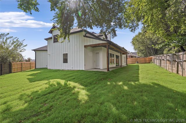 7927 E 26th Place, Tulsa, OK 74129