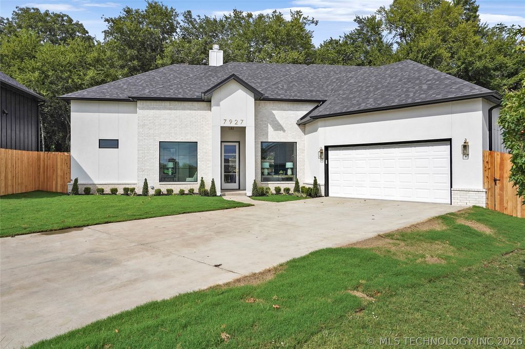 7927 E 26th Place, Tulsa, OK 74129