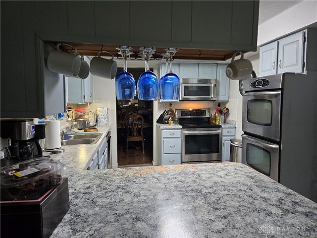 4549 Sylvan Oak Drive, Dayton, OH 45426