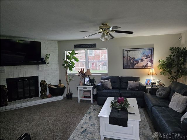 4549 Sylvan Oak Drive, Dayton, OH 45426