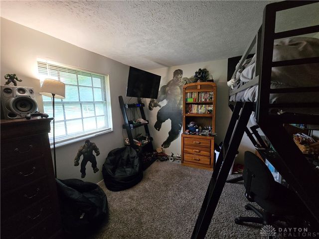 4549 Sylvan Oak Drive, Dayton, OH 45426