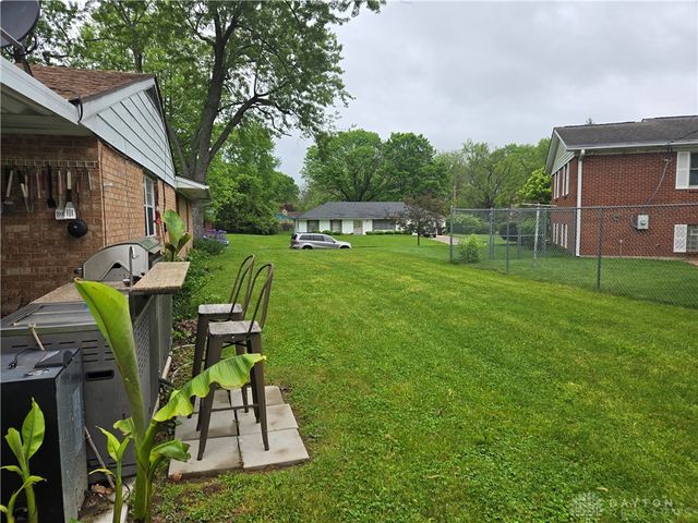 4549 Sylvan Oak Drive, Dayton, OH 45426