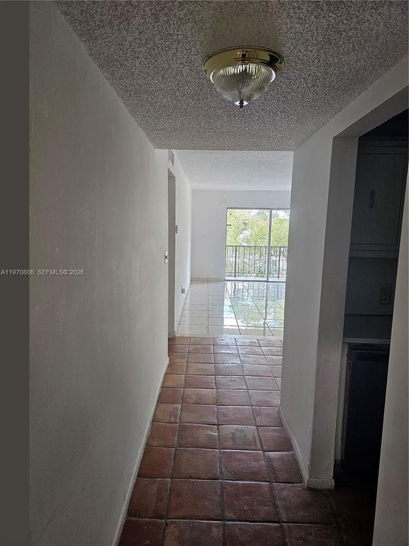 11925 NE 2nd Ave B403, North Miami, FL 33161