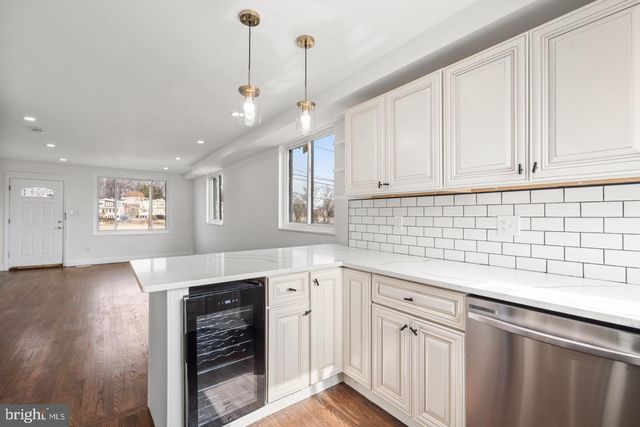 1261 GALLATIN ST NE, Washington, DC 20017
