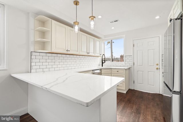 1261 GALLATIN ST NE, Washington, DC 20017