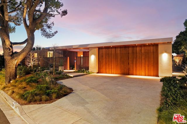 1675 Carla, Beverly Hills, CA 90210