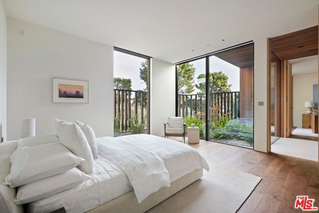 1675 Carla, Beverly Hills, CA 90210