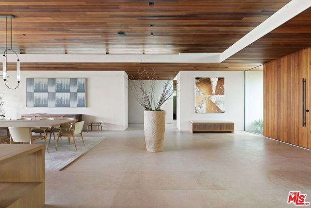 1675 Carla, Beverly Hills, CA 90210