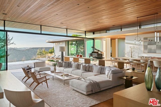 1675 Carla, Beverly Hills, CA 90210