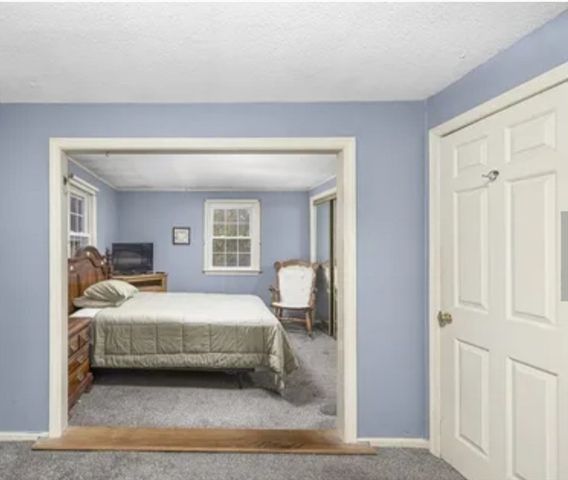 560 Allen Ave, North Attleboro, MA 02760