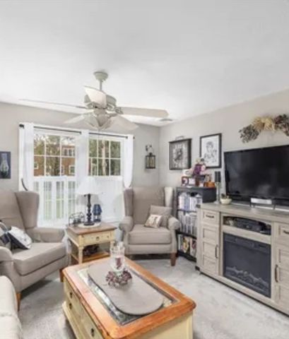 560 Allen Ave, North Attleboro, MA 02760