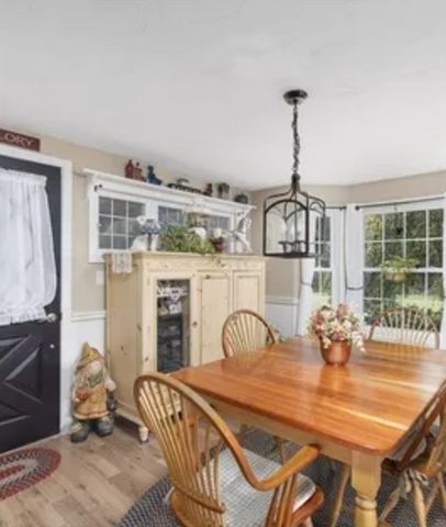 560 Allen Ave, North Attleboro, MA 02760