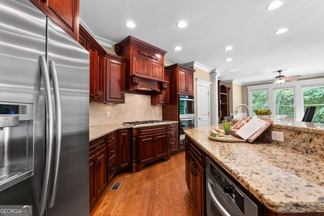 120 Crystal Court, Tyrone, GA 30290