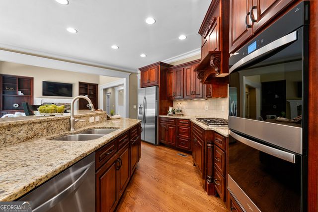 120 Crystal Court, Tyrone, GA 30290