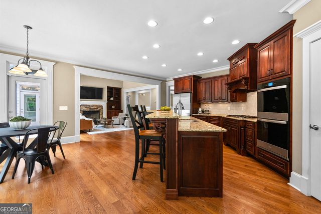 120 Crystal Court, Tyrone, GA 30290
