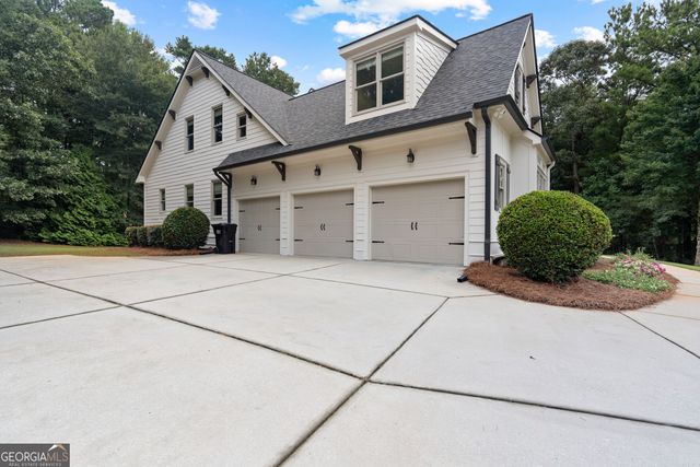 120 Crystal Court, Tyrone, GA 30290