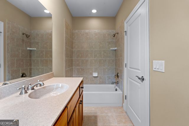 120 Crystal Court, Tyrone, GA 30290