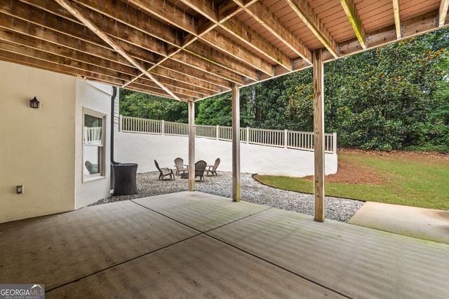 120 Crystal Court, Tyrone, GA 30290