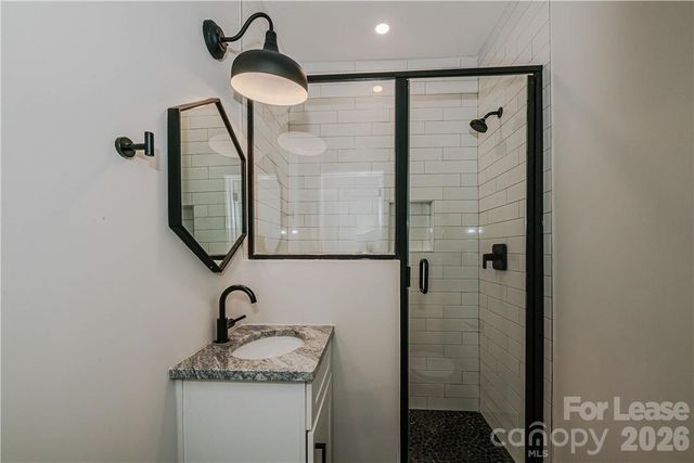 616 Oakland Avenue D, Charlotte, NC 28204