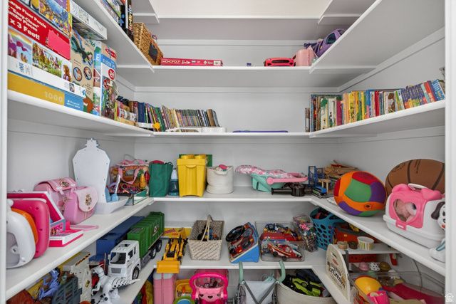 354 N 800 W, Mapleton, UT 84664
