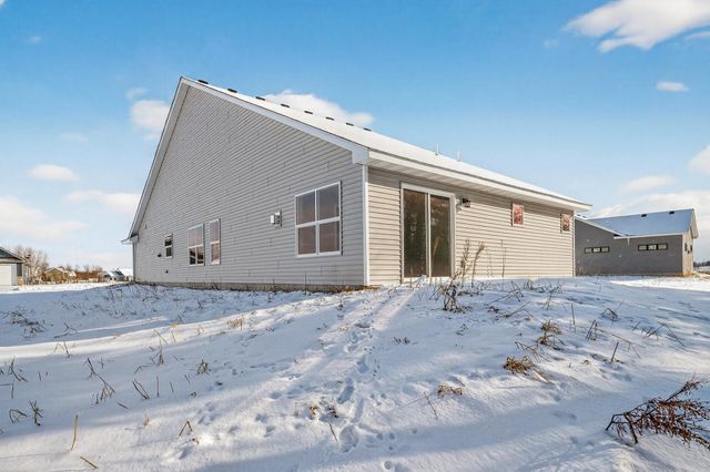 31720 Madison Road, Lindstrom, MN 55045