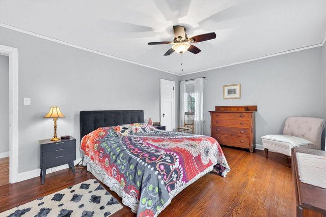 211 N 88th STREET, Wauwatosa, WI 53226