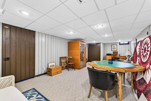 211 N 88th STREET, Wauwatosa, WI 53226
