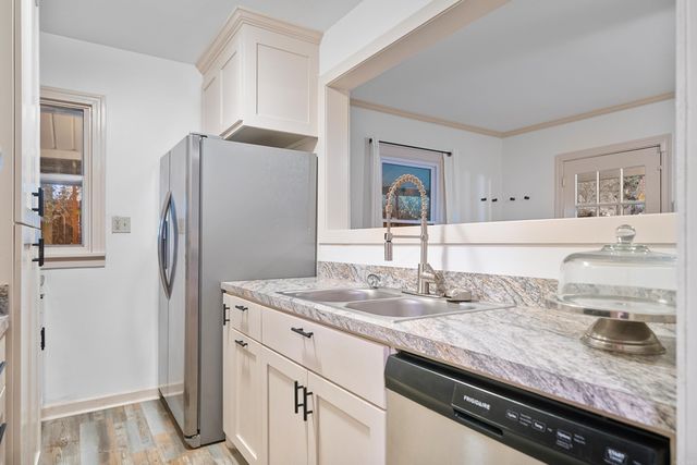 907 Garland Ave Avenue, Hot Springs, AR 71913