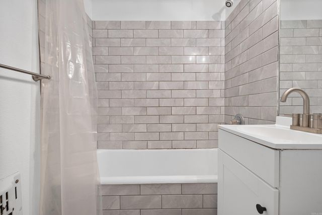 907 Garland Ave Avenue, Hot Springs, AR 71913