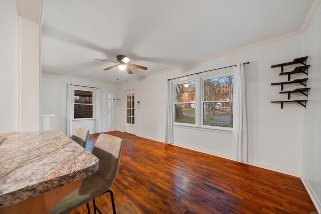 907 Garland Ave Avenue, Hot Springs, AR 71913