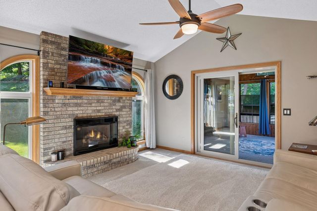 35 Marcin Hill, Burnsville, MN 55337