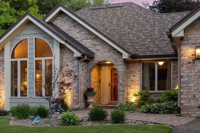 35 Marcin Hill, Burnsville, MN 55337