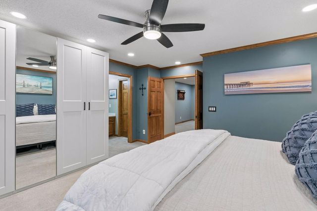 35 Marcin Hill, Burnsville, MN 55337