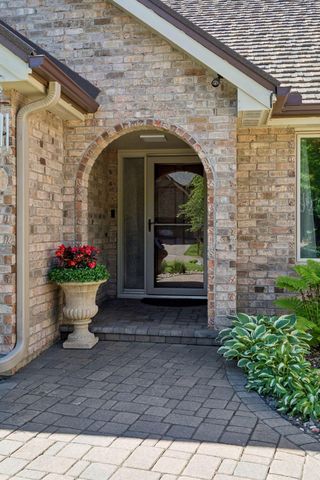 35 Marcin Hill, Burnsville, MN 55337