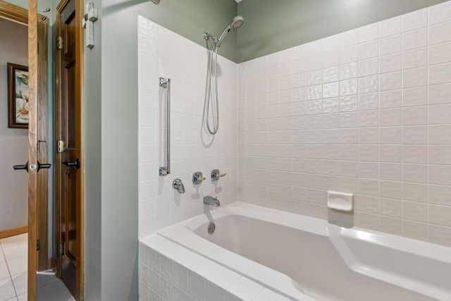35 Marcin Hill, Burnsville, MN 55337